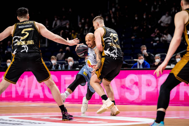 面对他们的 面对他们的