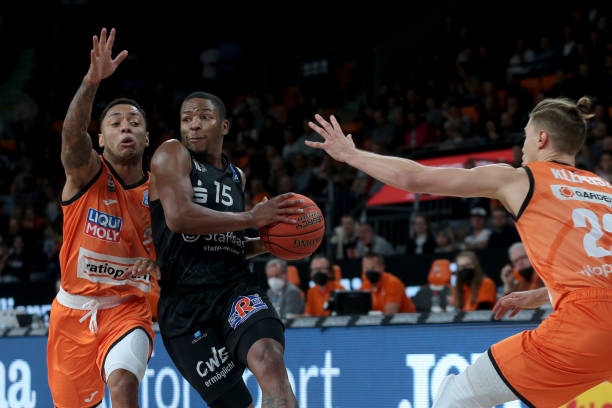 予了他更大 予了他更大